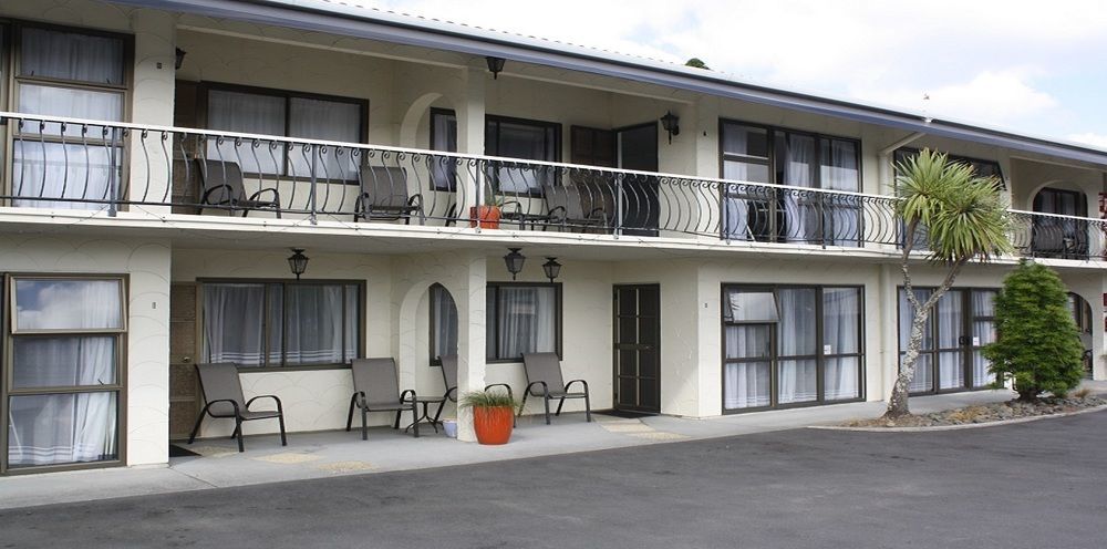 Motel Villa Del Rio Whangarei Exterior photo